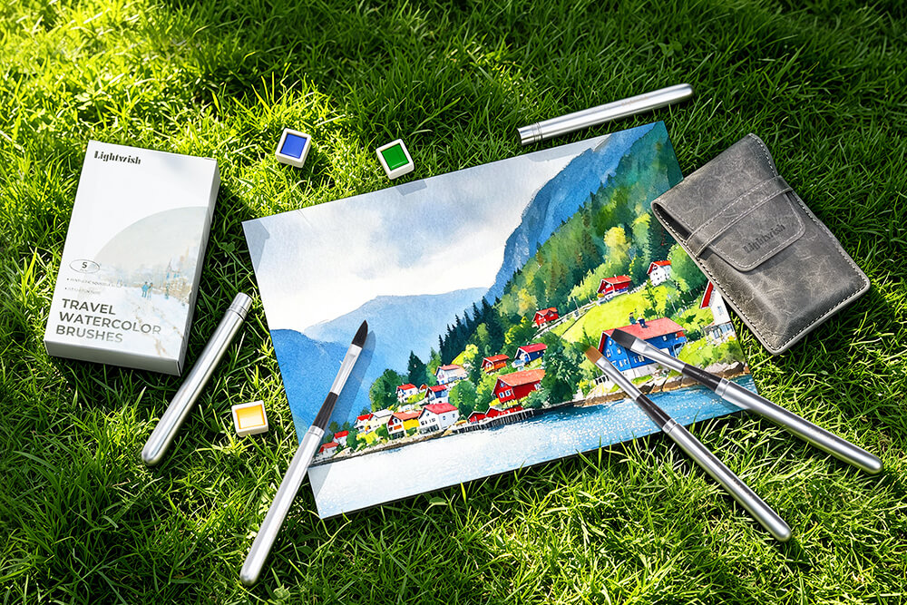 How to Choose Travel Watercolor Brushes: Inside the LIGHTWISH 5-Piece Set