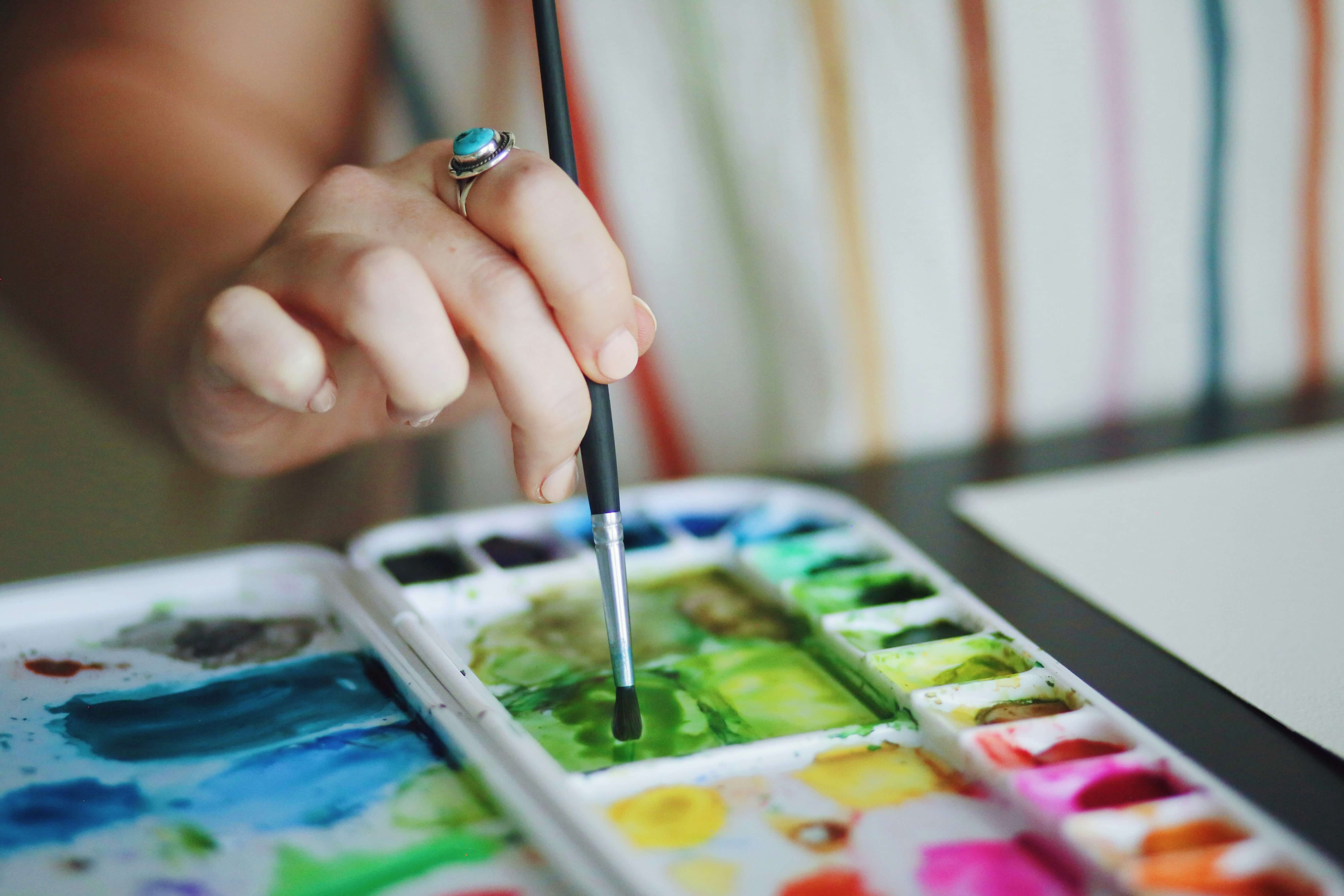 What are three common mistakes that people make when using watercolor?