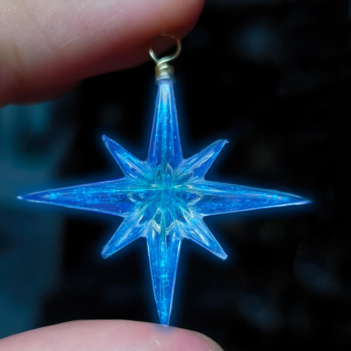 Lightwish Glow in The Dark Résine UV 400 g, 8 couleurs