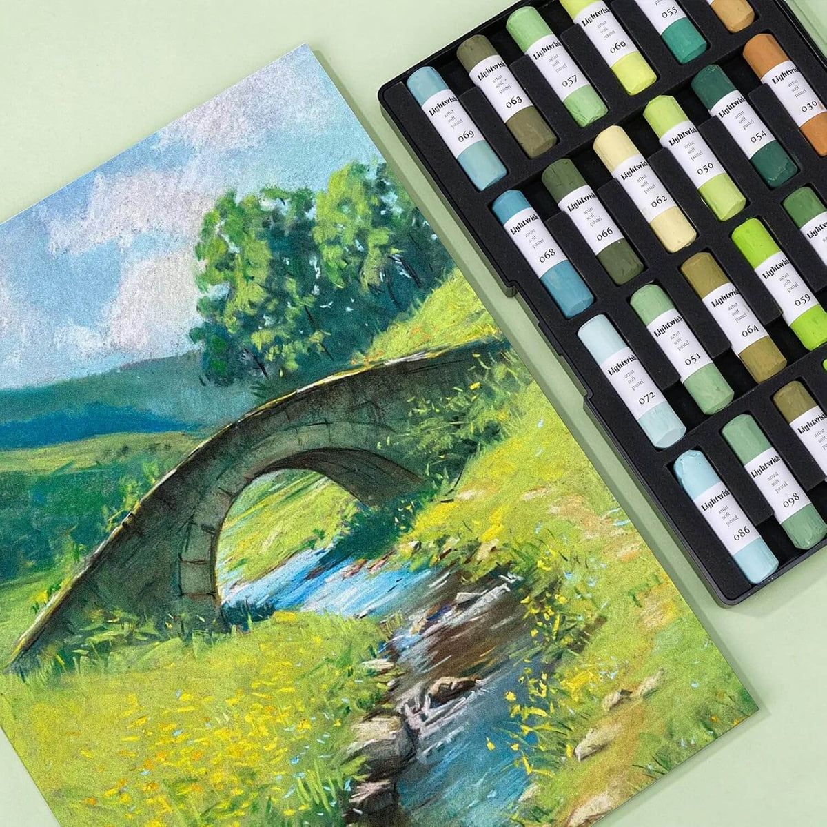 Lightwish 24-Color Soft Pastel Set (Green / Blue Tones) – Highly Pigmented Chalk Pastel Sticks